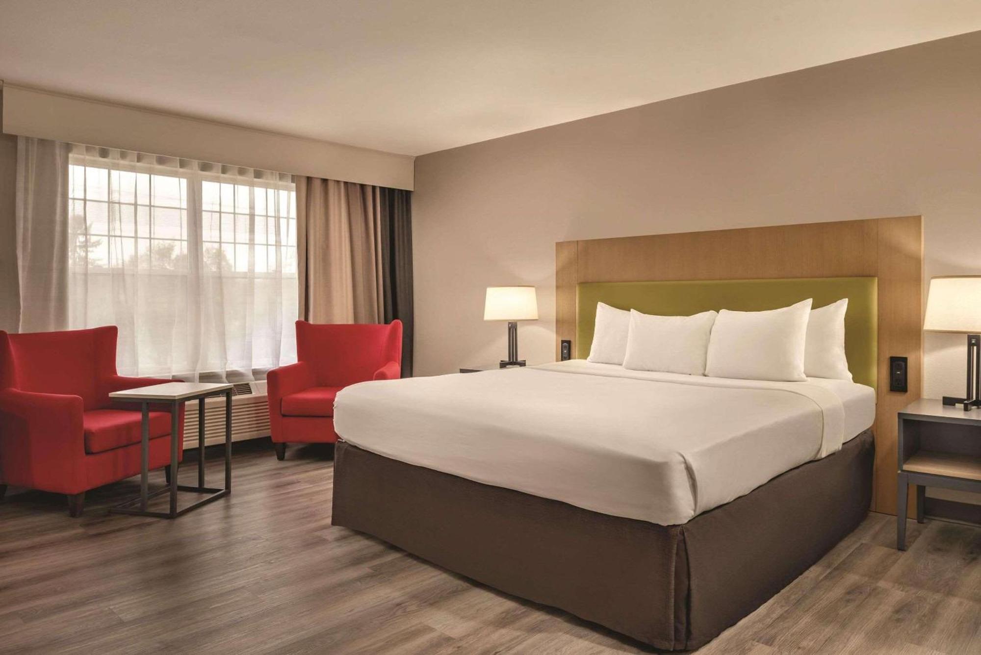 Country Inn & Suites By Radisson, Cedar Falls, Ia Ngoại thất bức ảnh
